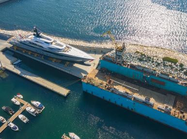 Mise à l'eau du plus grand yacht jamais construit par un chantier naval turc