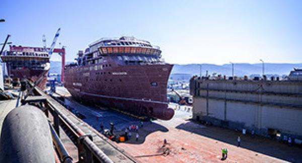 Transportation of two 6200 tons passenger ships